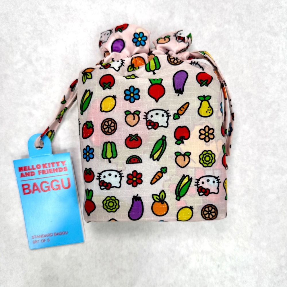 BAGGU Standard Reusable Bag Set - Hello Kitty Apple, Icons, Friends - Picture 8 of 9